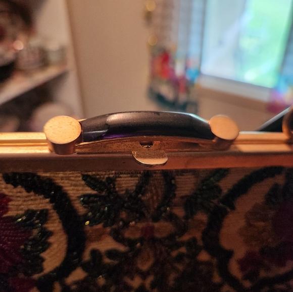 VINTAGE BEADWORK HAND BAG - Picture 3 of 4